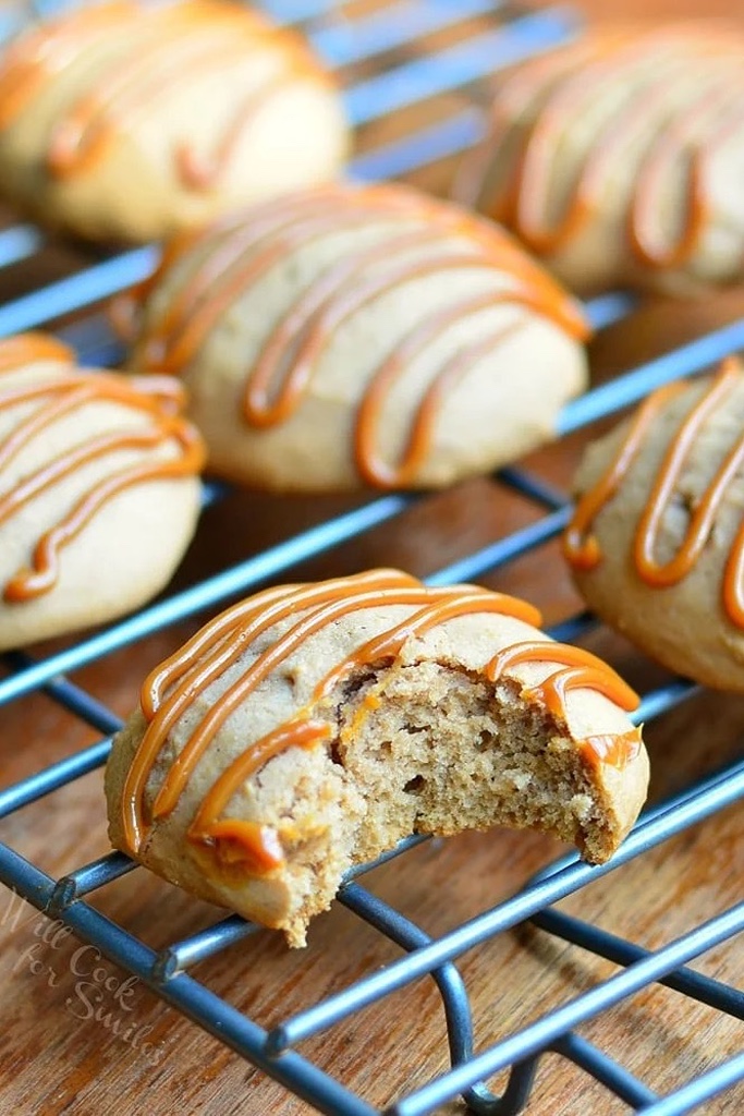 Pumpkin Dulce de Leche Cookies