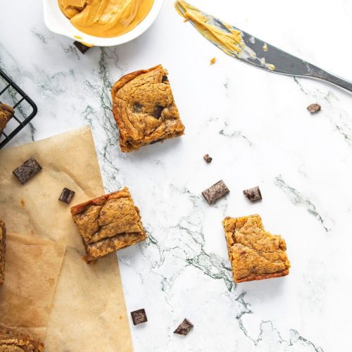 Vegan peanut butter blondies - A Dozen Sundays