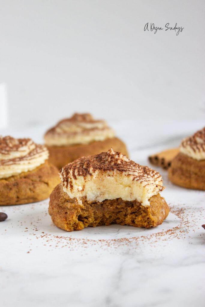 Pumpkin tiramisu cookies